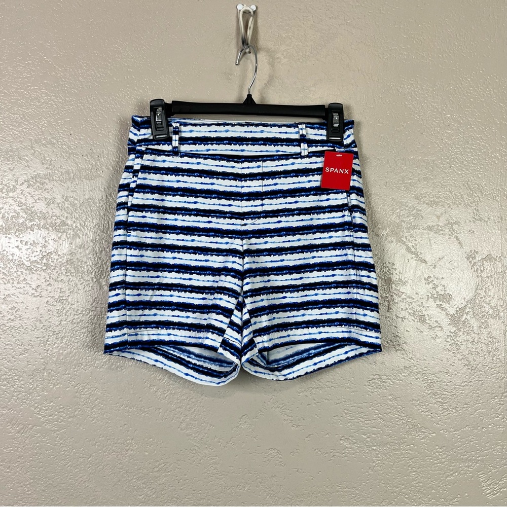 Spanx Shorts Women's‎ X Small Sunshine Shorts Blue Painted Stripe 6" - Picture 12 of 12